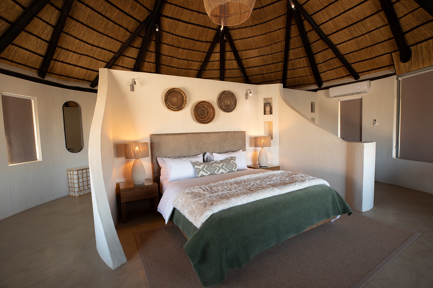 enene_ecolodge_chambre_interieur_lit