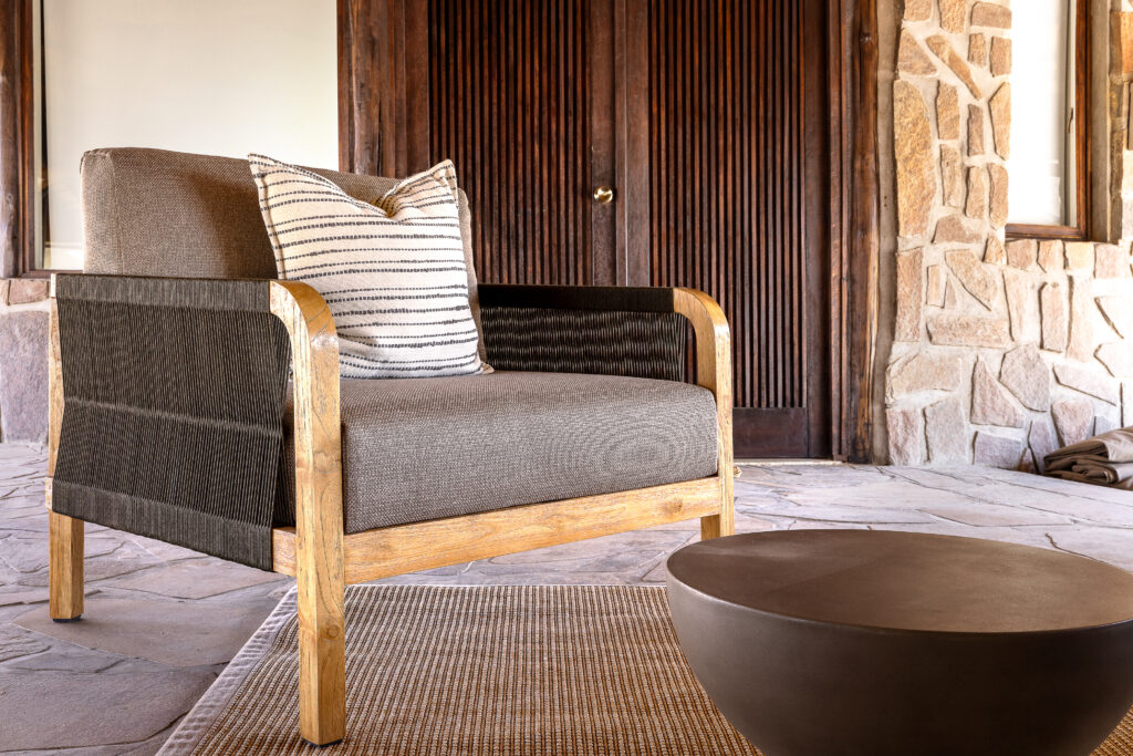 enene_namibie_maison_privilege_fauteuille