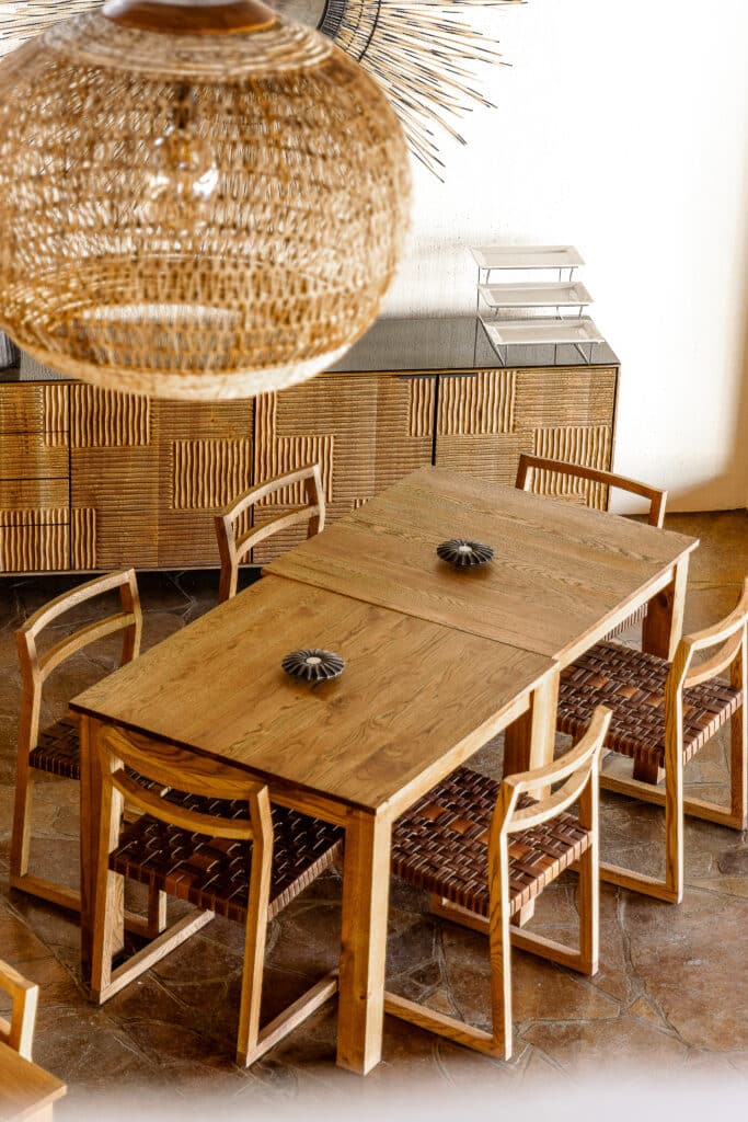 enene_namibie_maison_privilege_table_lustre